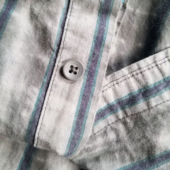 Uproar Tie-Dye Button Down Long Sleeve Casual Shirt - Picture 9 of 9